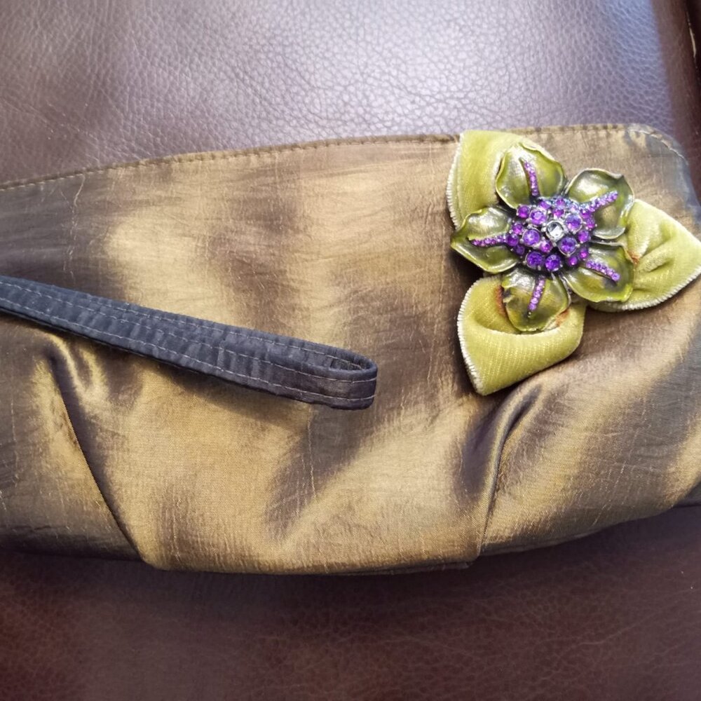 Menbur Satin Style Olive Green Sheen Flower Applique Clutch Change Purse